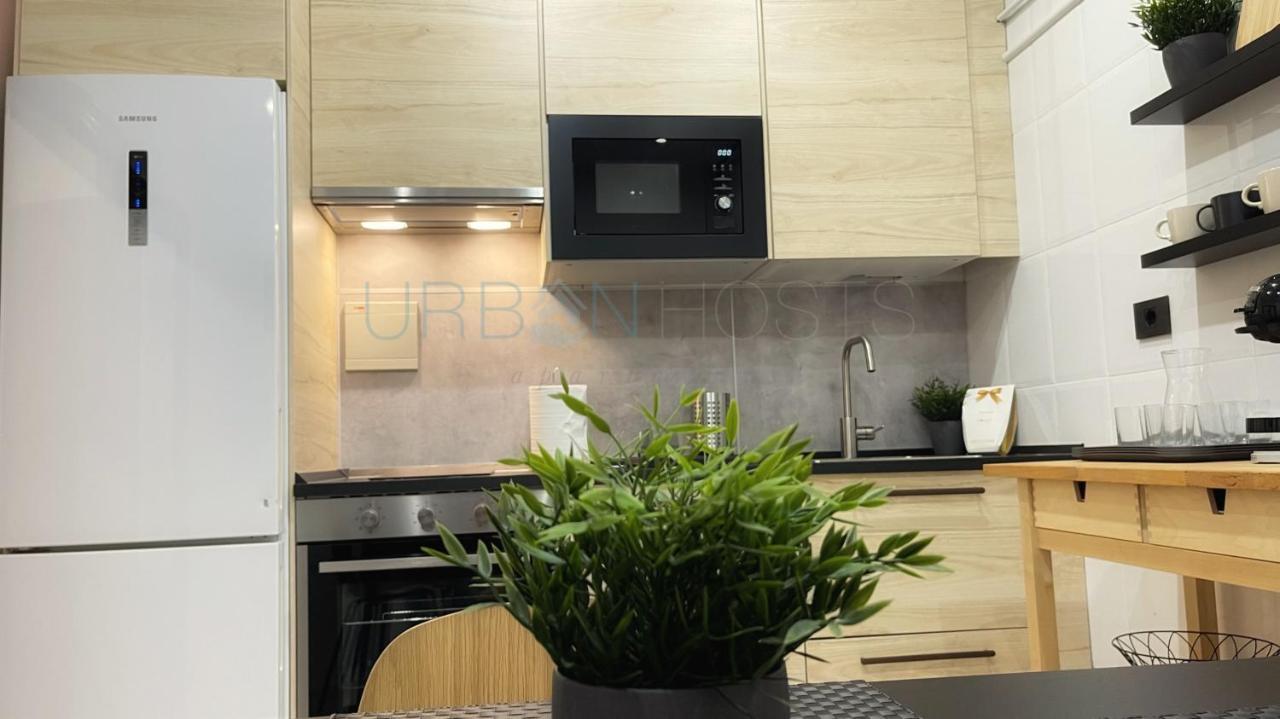 Vivienda Turistica Urbana En Santuchu, Comoda, Funcional Y Con Parking Μπιλμπάο Εξωτερικό φωτογραφία