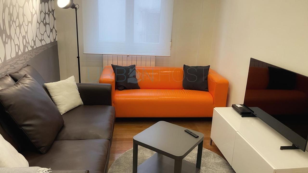 Vivienda Turistica Urbana En Santuchu, Comoda, Funcional Y Con Parking Μπιλμπάο Εξωτερικό φωτογραφία